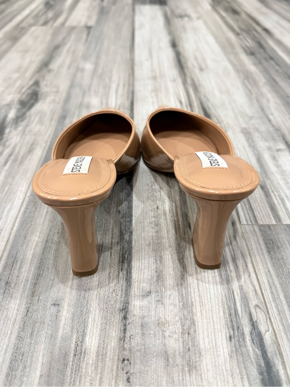 Steve Madden Nude Patent Pointed-Toe Mules - Picture 6 of 6